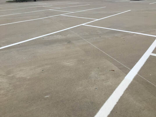 Parking Lot Striping Orlando, FL - White Striped Lines