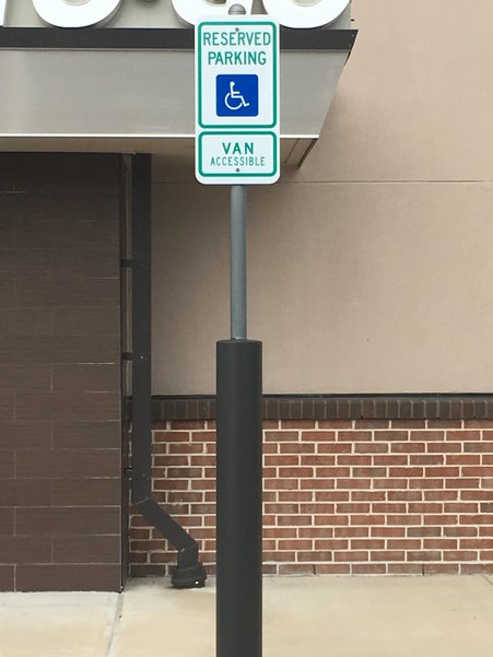 Handicapped Parking Sign in Orlando, FL